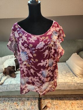 Vince Camuto Deep Bloom Purple Floral Round Neck Blouse Flutter Sleeves Large